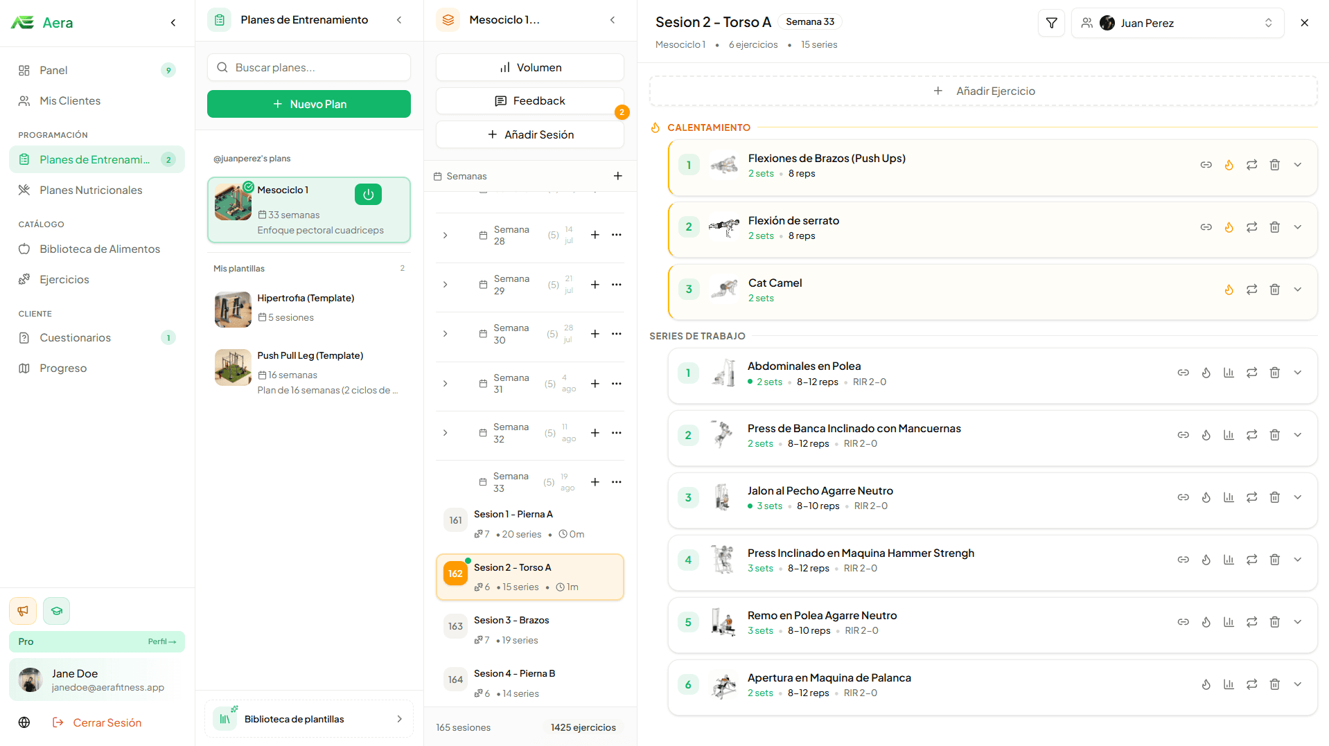 Aera dashboard with training plans, mesocycles and session detail